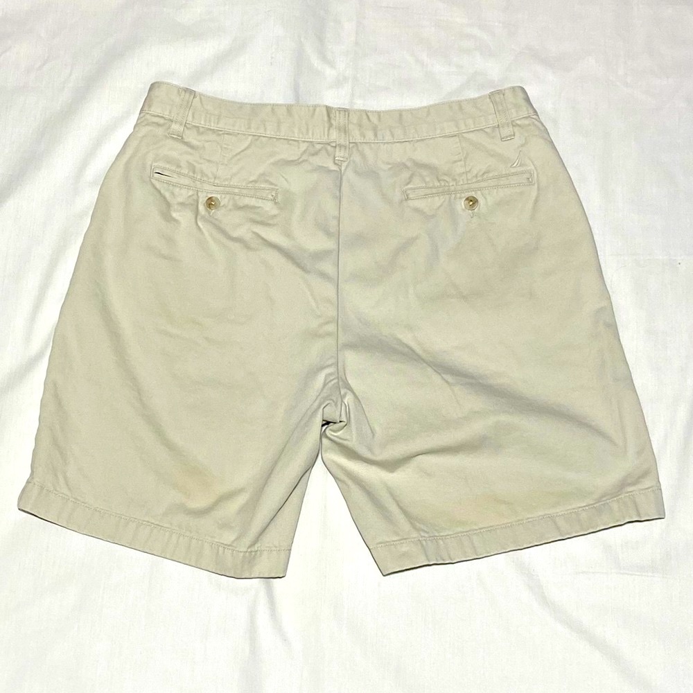 Nautica Men’s Khaki Shorts 34W - Picture 4 of 10